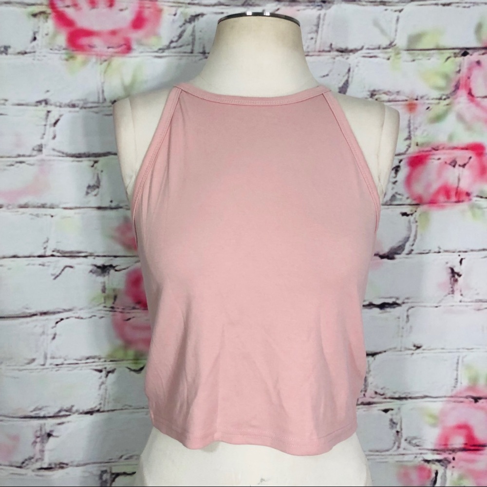 🔥5/25 sale🔥 KISS one halter tank top